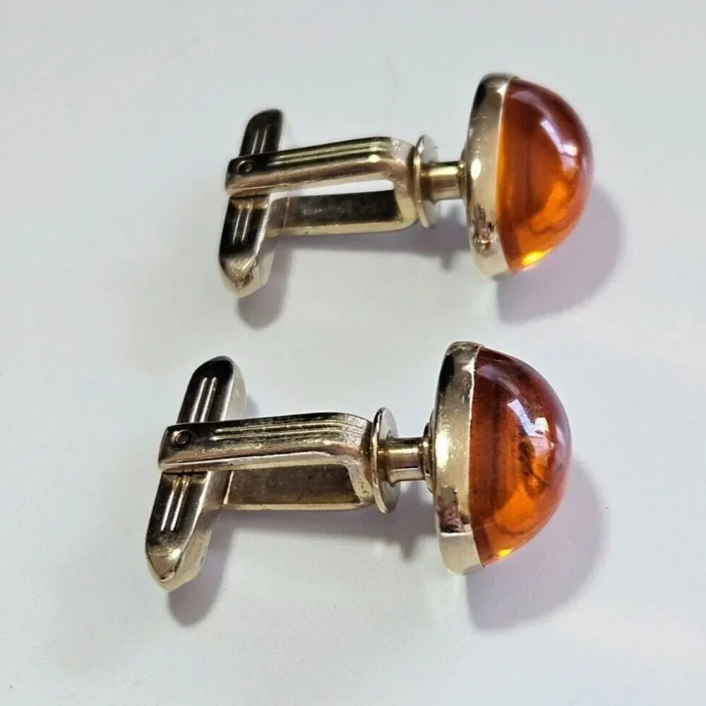 Hickok vintage gold tone and orange cufflinks